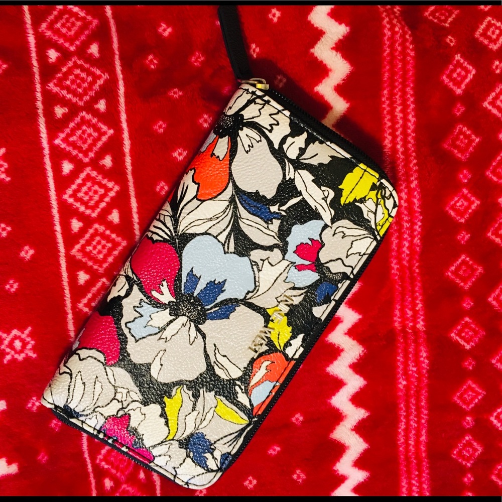 Nine West wallet